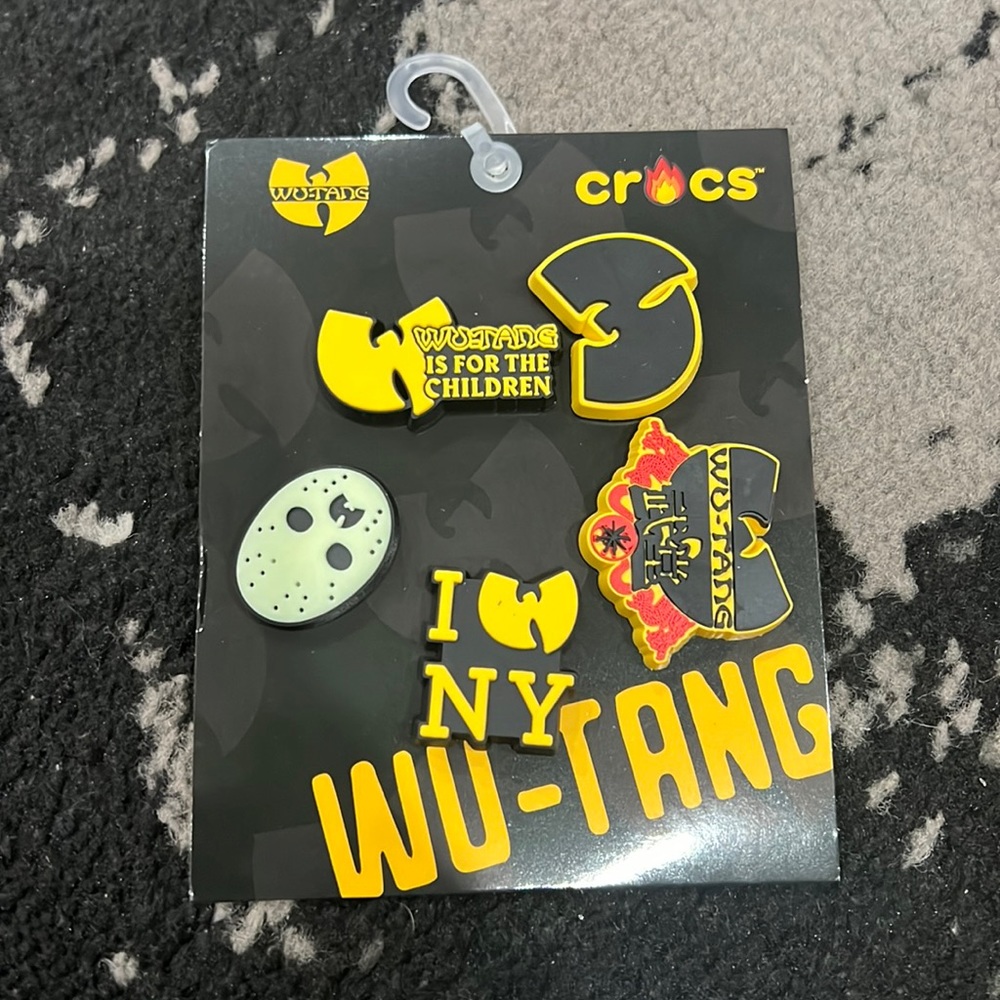 Wutang croc jibbitz limited edition